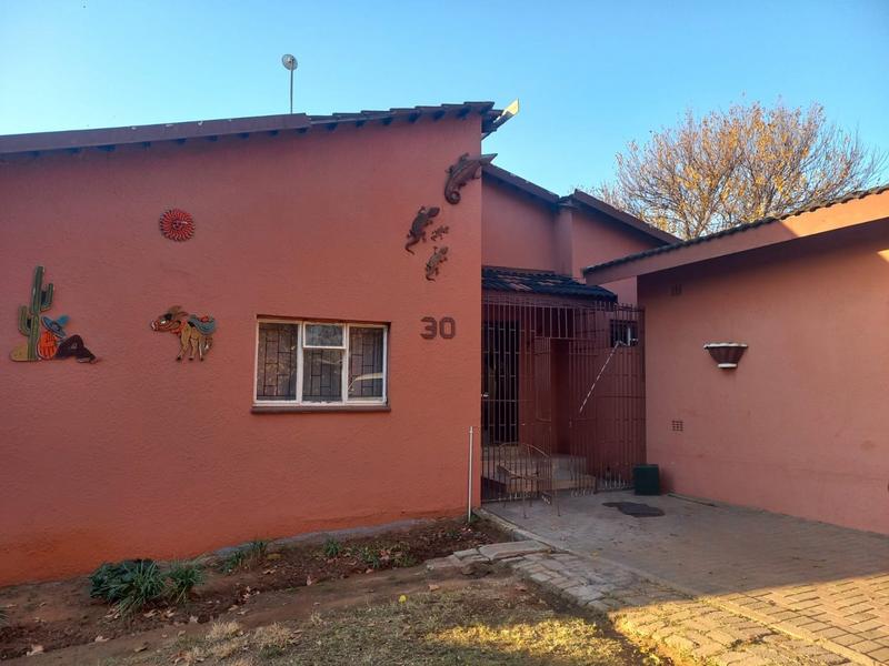 3 Bedroom Property for Sale in Sasolburg Ext 11 Free State